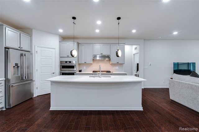 4118 Avery Road, Orion Twp, MI 48359