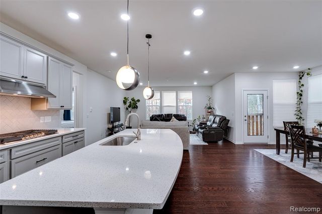 4118 Avery Road, Orion Twp, MI 48359