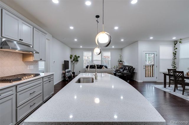 4118 Avery Road, Orion Twp, MI 48359