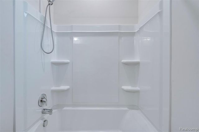 4118 Avery Road, Orion Twp, MI 48359