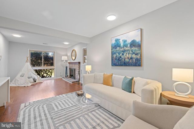 11504 BRANDY HALL LN, Gaithersburg, MD 20878