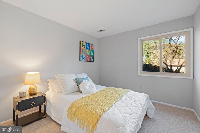11504 BRANDY HALL LN, Gaithersburg, MD 20878