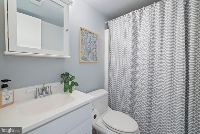 11504 BRANDY HALL LN, Gaithersburg, MD 20878