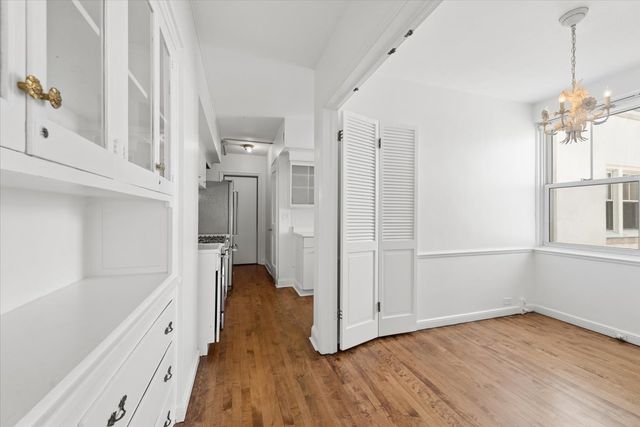 5555 N SHERIDAN Road 1811, Chicago, IL 60640