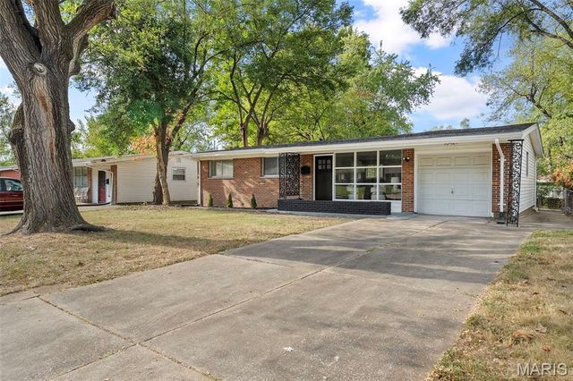 10421 Canfield Drive, Unincorporated, MO 63136