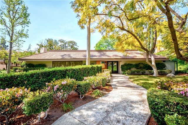 2405 Plaza De, Fullerton, CA 92833