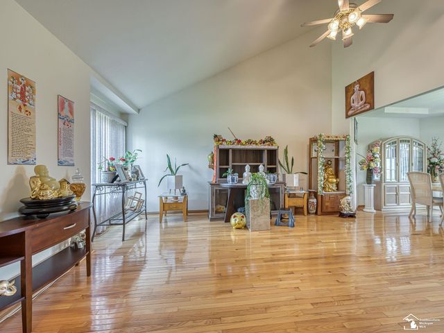 2960 E Country Lane, Monroe, MI 48162