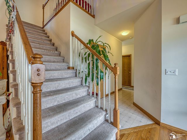 2960 E Country Lane, Monroe, MI 48162