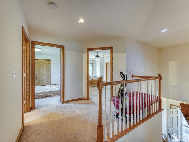 2960 E Country Lane, Monroe, MI 48162