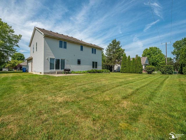 2960 E Country Lane, Monroe, MI 48162