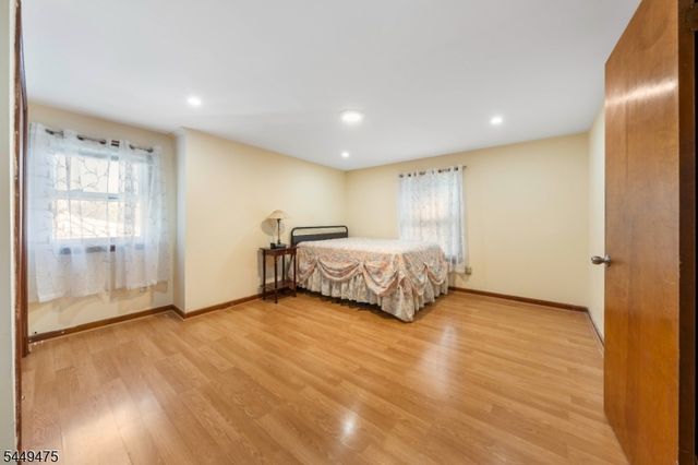 44 Sunnyside Rd, West Orange Twp., NJ 07052