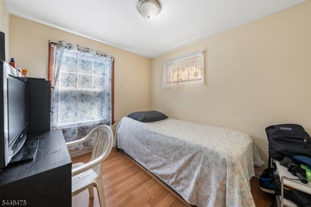 44 Sunnyside Rd, West Orange Twp., NJ 07052