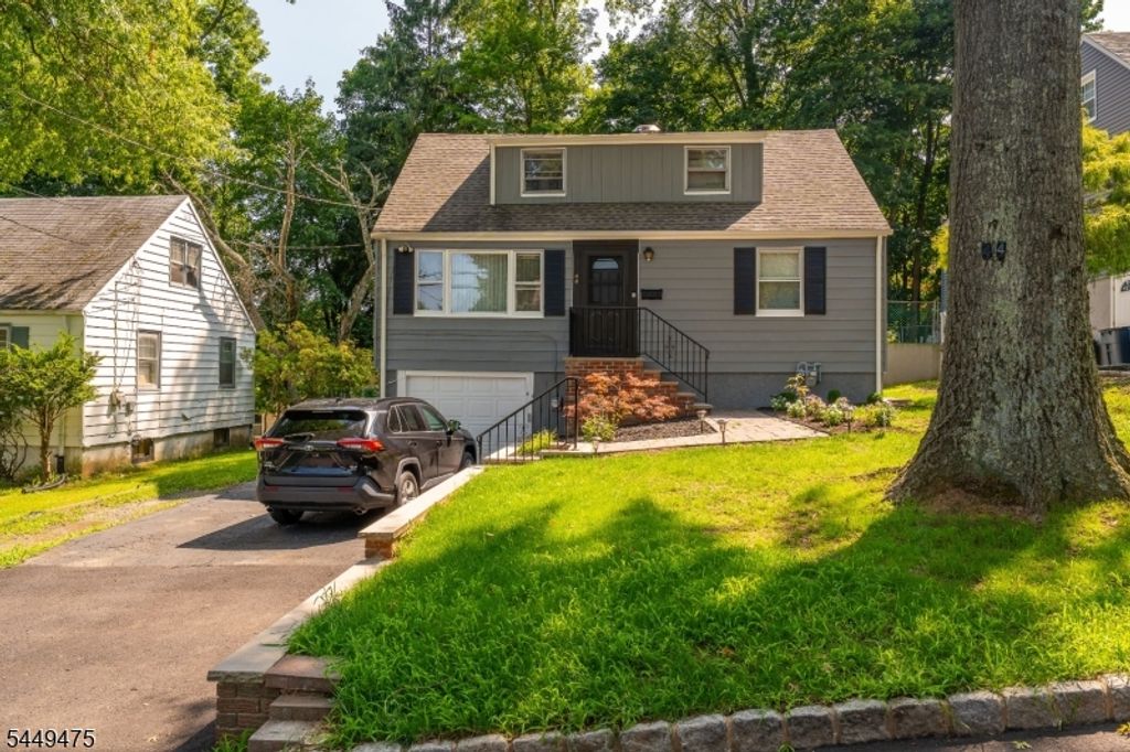 44 Sunnyside Rd, West Orange Twp., NJ 07052