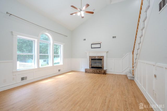 14 Bard Drive, Monroe, NJ 08831