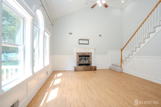 14 Bard Drive, Monroe, NJ 08831
