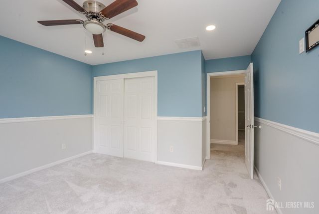 14 Bard Drive, Monroe, NJ 08831