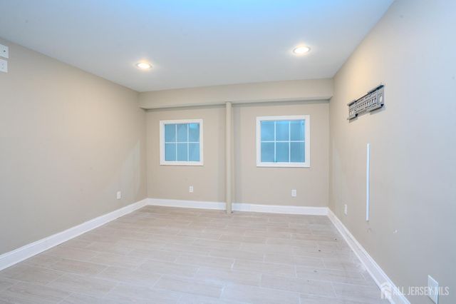 14 Bard Drive, Monroe, NJ 08831