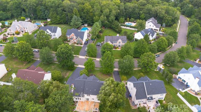 14 Bard Drive, Monroe, NJ 08831