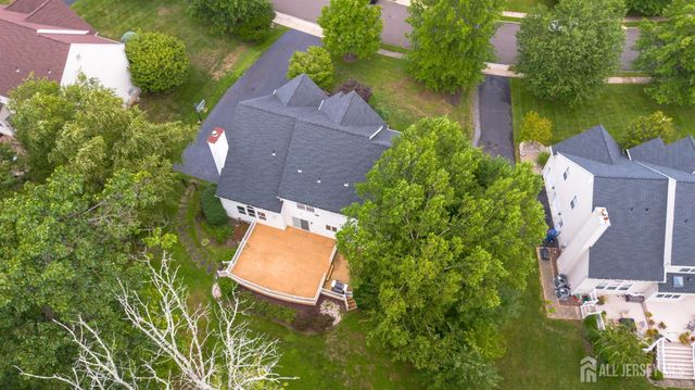 14 Bard Drive, Monroe, NJ 08831