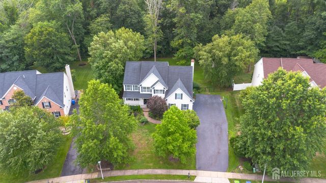 14 Bard Drive, Monroe, NJ 08831