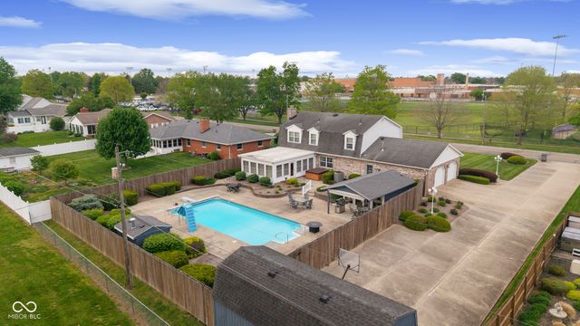 425 Lasher Drive, Seymour, IN 47274