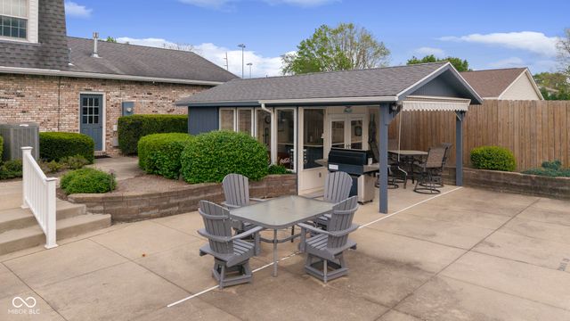 425 Lasher Drive, Seymour, IN 47274