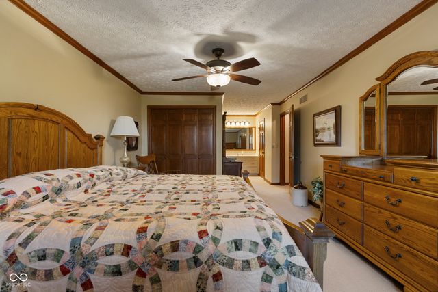 425 Lasher Drive, Seymour, IN 47274