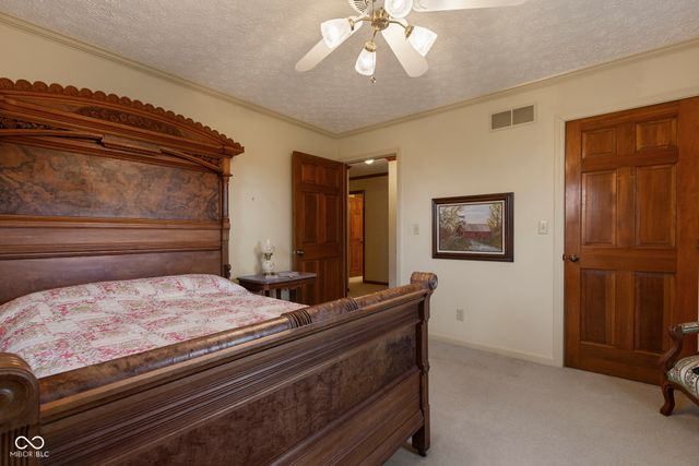 425 Lasher Drive, Seymour, IN 47274