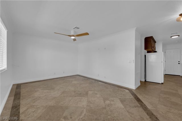 193 Greenbriar Townhouse Way, Las Vegas, NV 89121