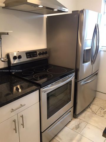 1526 Pennsylvania Ave 16, Miami Beach, FL 33139