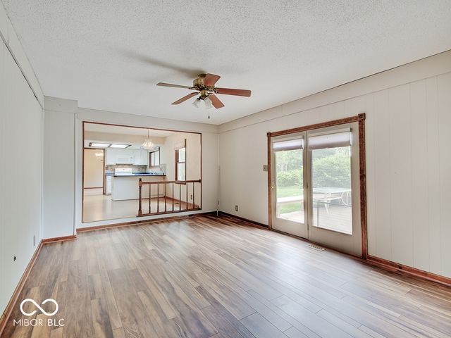 1560 Saylor Street, Zionsville, IN 46077