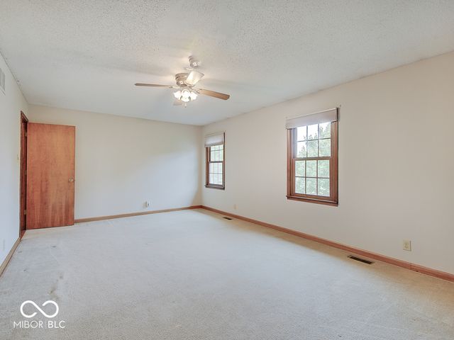 1560 Saylor Street, Zionsville, IN 46077