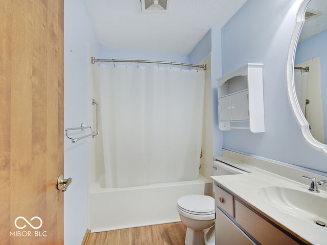 1560 Saylor Street, Zionsville, IN 46077