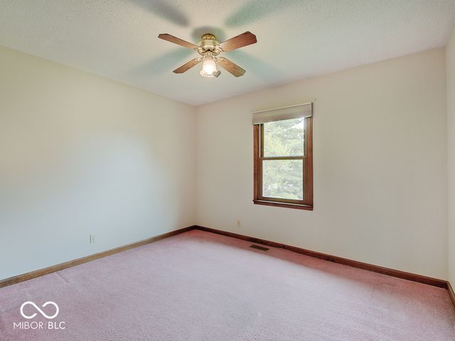 1560 Saylor Street, Zionsville, IN 46077