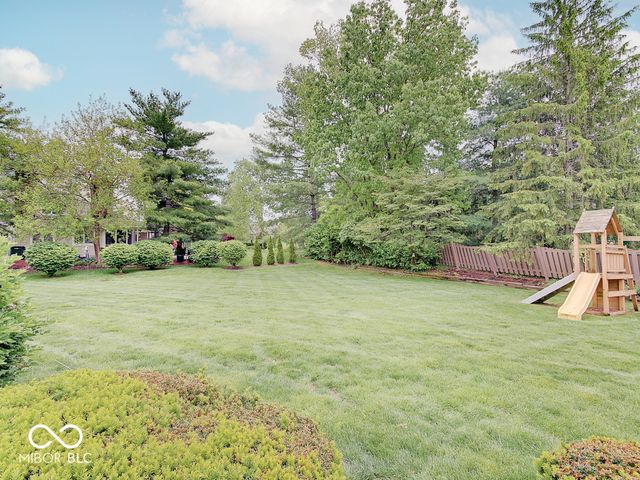 1560 Saylor Street, Zionsville, IN 46077