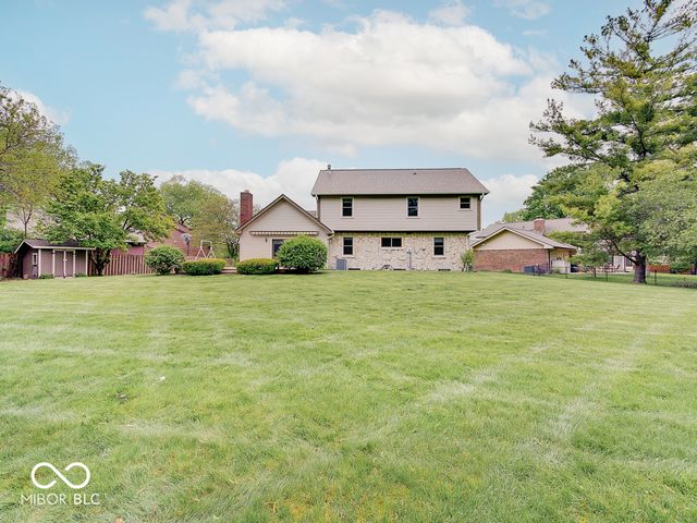 1560 Saylor Street, Zionsville, IN 46077