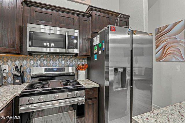 847 Magnolia Park Street, Santa Teresa, NM 88008