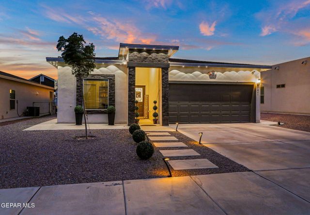 847 Magnolia Park Street, Santa Teresa, NM 88008