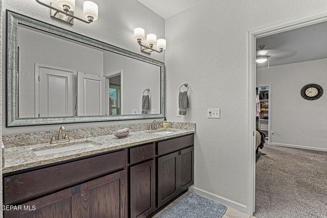 847 Magnolia Park Street, Santa Teresa, NM 88008