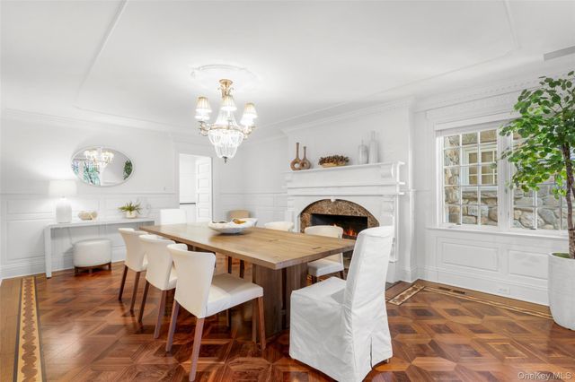 20 Oxford Road, Scarsdale, NY 10583