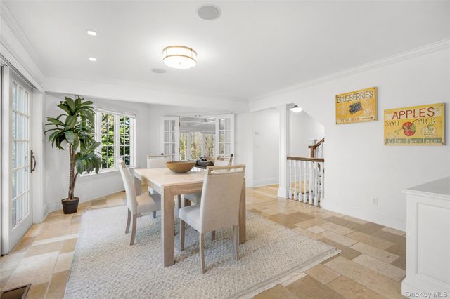 20 Oxford Road, Scarsdale, NY 10583