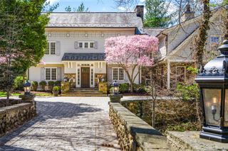 20 Oxford Road, Scarsdale, NY 10583
