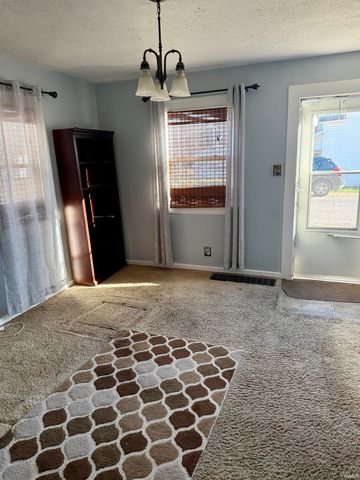 9118 W Canal Street, Yorktown, IN 47396