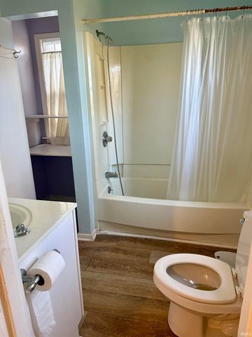 9118 W Canal Street, Yorktown, IN 47396