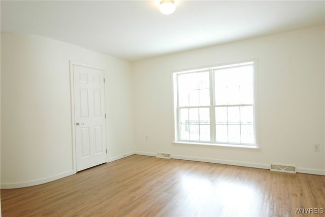 70 Church Street, Leroy, NY 14482