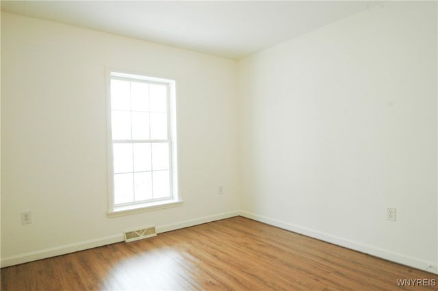 70 Church Street, Leroy, NY 14482