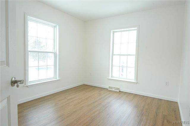 70 Church Street, Leroy, NY 14482