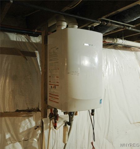 70 Church Street, Leroy, NY 14482