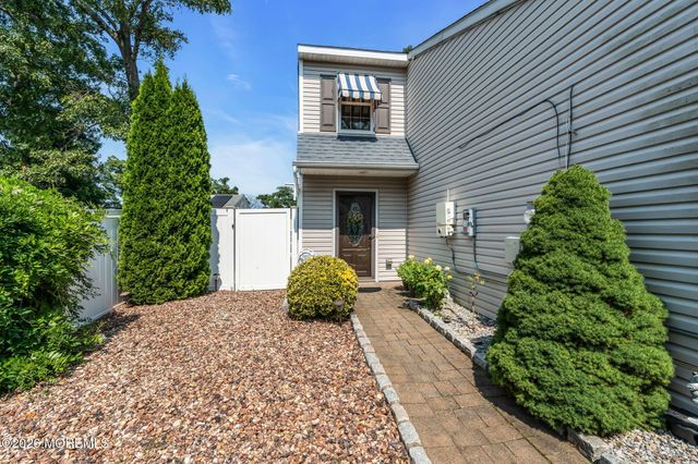 1145 Frontage Road, Toms River, NJ 08753