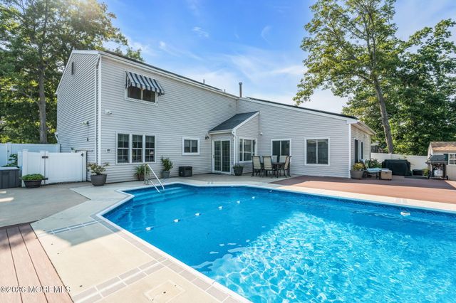 1145 Frontage Road, Toms River, NJ 08753